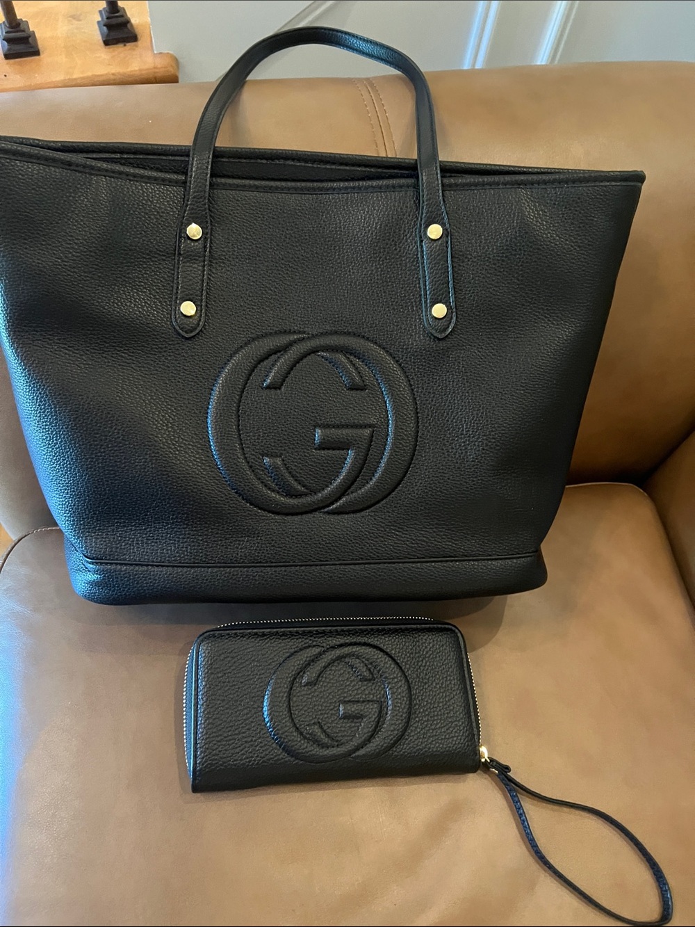 Gucci Black Leather Tote with Matching Wristlet - Picture 10 of 12